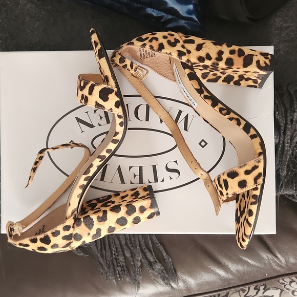 Brand new never worn Steve Madden Carsson Leopard Block Heels - Picture 3 of 4